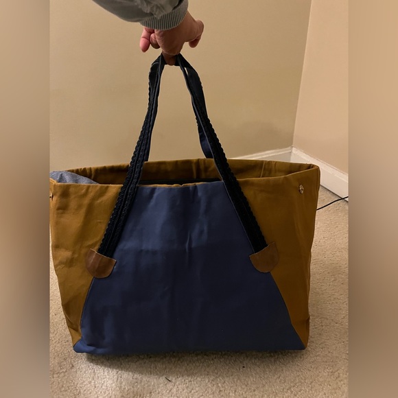 HANDMADE CANVAS Tote - perfect for the beach, YARD TOOLS, LOGS, one of a kind! - Picture 7 of 13